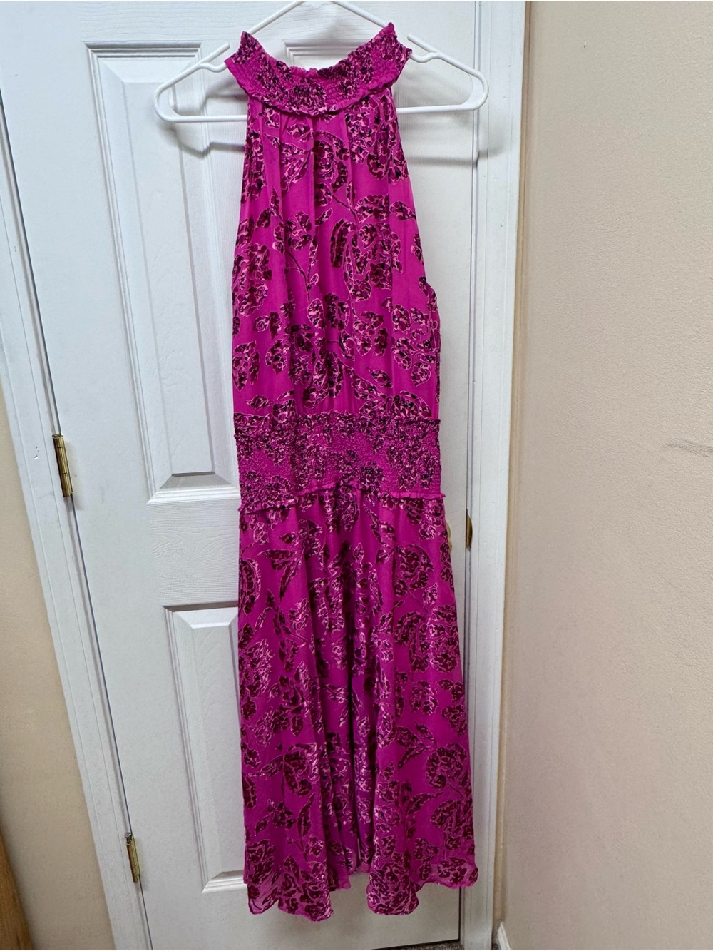 White House Black Market Pink Floral Halter Maxi Dress Size 10 Smocked Waist - Picture 3 of 12